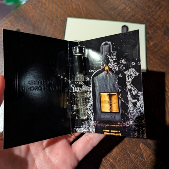 Tom Ford Lot Samples - Picture 7 of 10